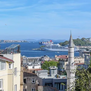 Galata Отель